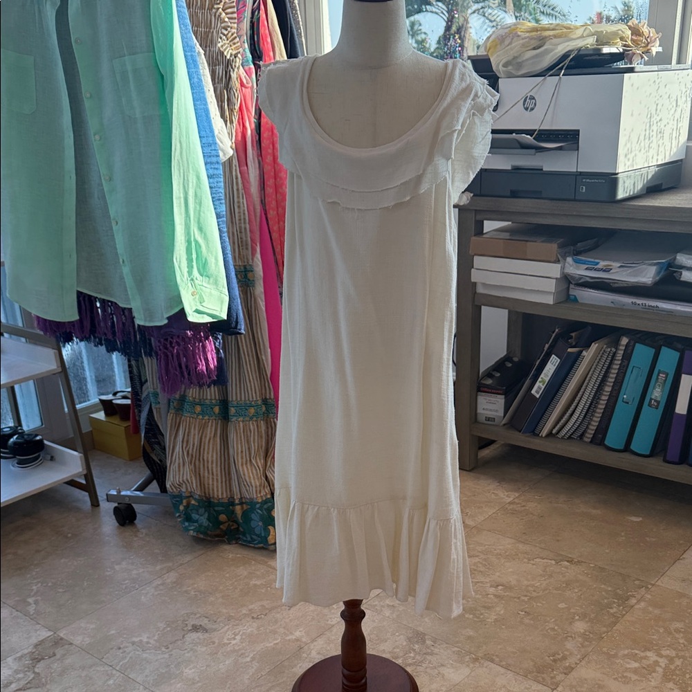 Elegant White Midi Dress